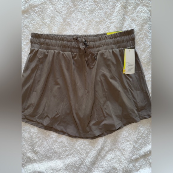 all in motion Pants - 🛍️Hi Rise Woven Skort
